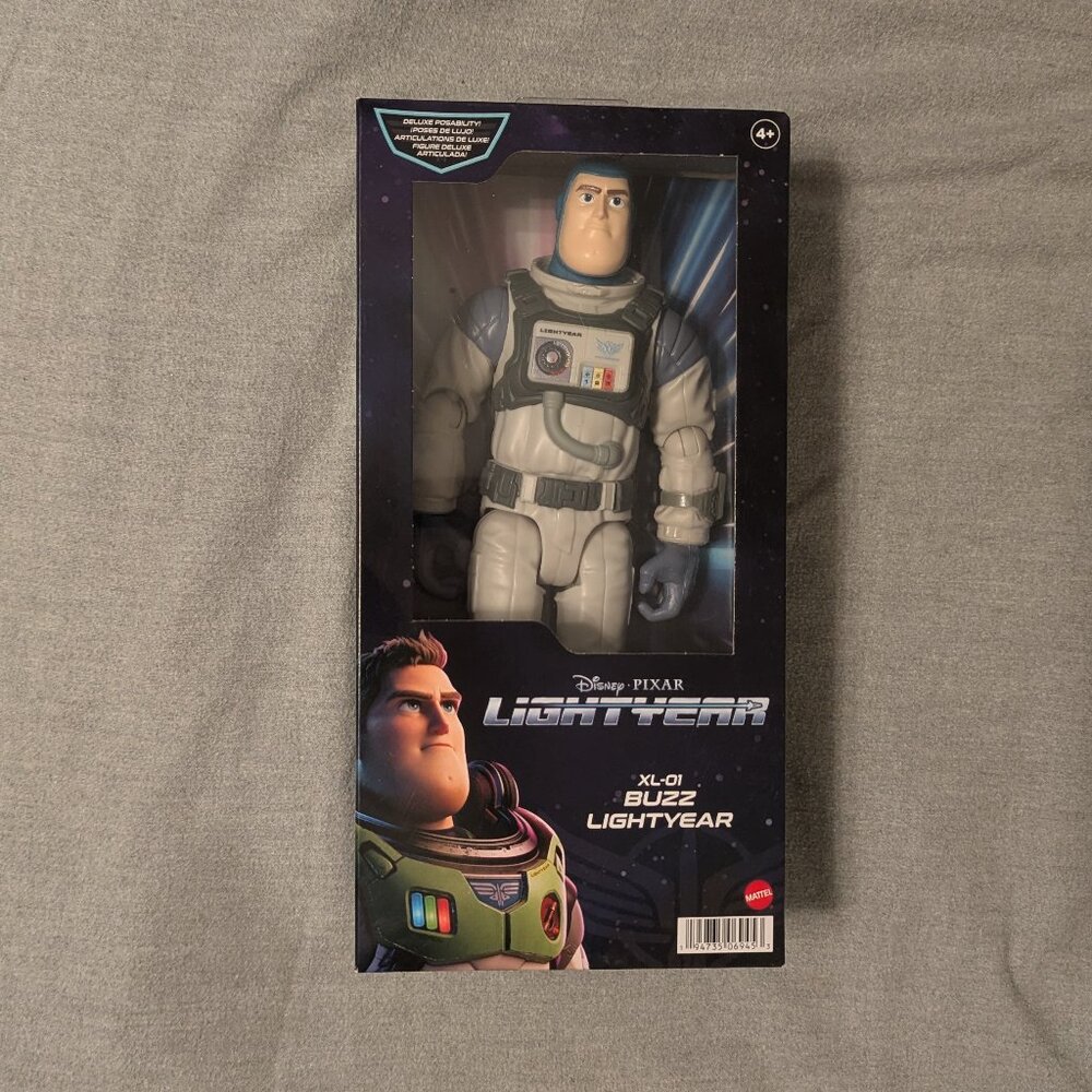 NIB Pixar Lightyear, XL-01 Buzz Lightyear figurine - Picture 2 of 4